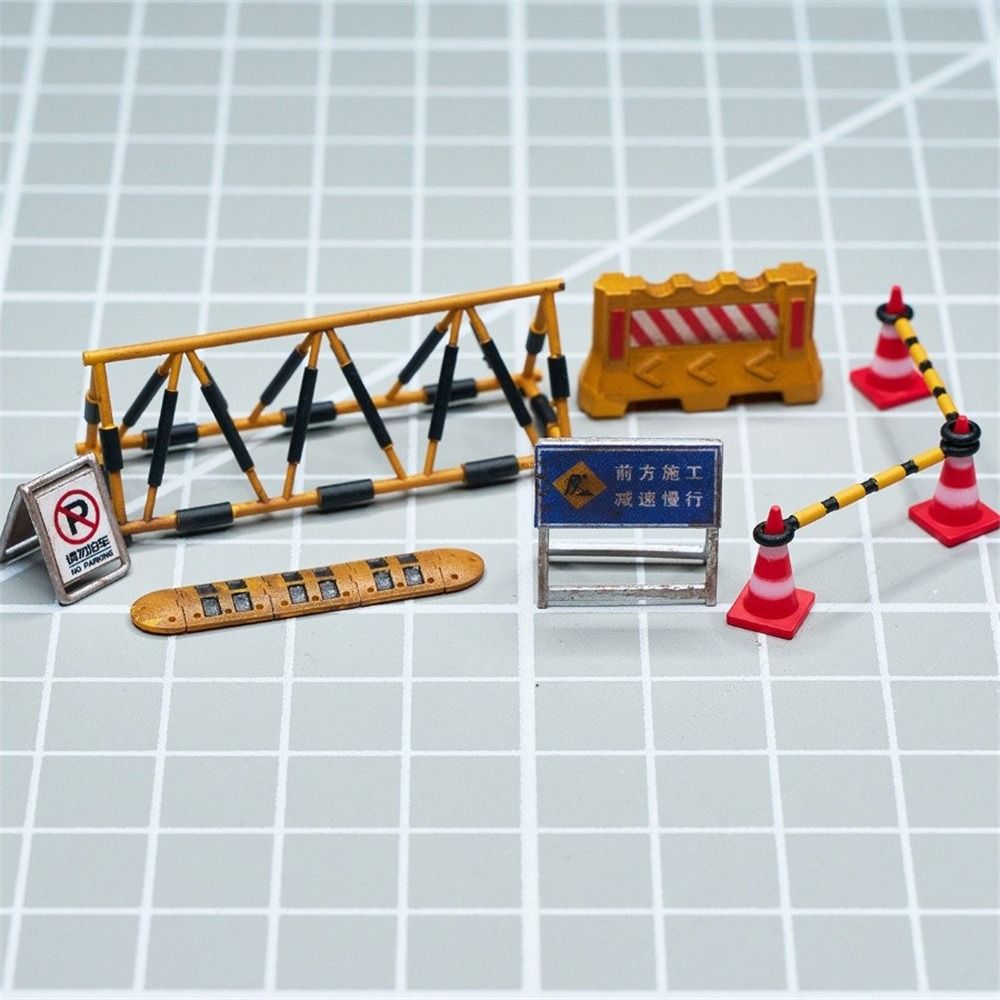 1/64スケールの道路交通設備、交通コーン、交通遮断物、樹脂 - Road Traffic Cone のレビューと価格