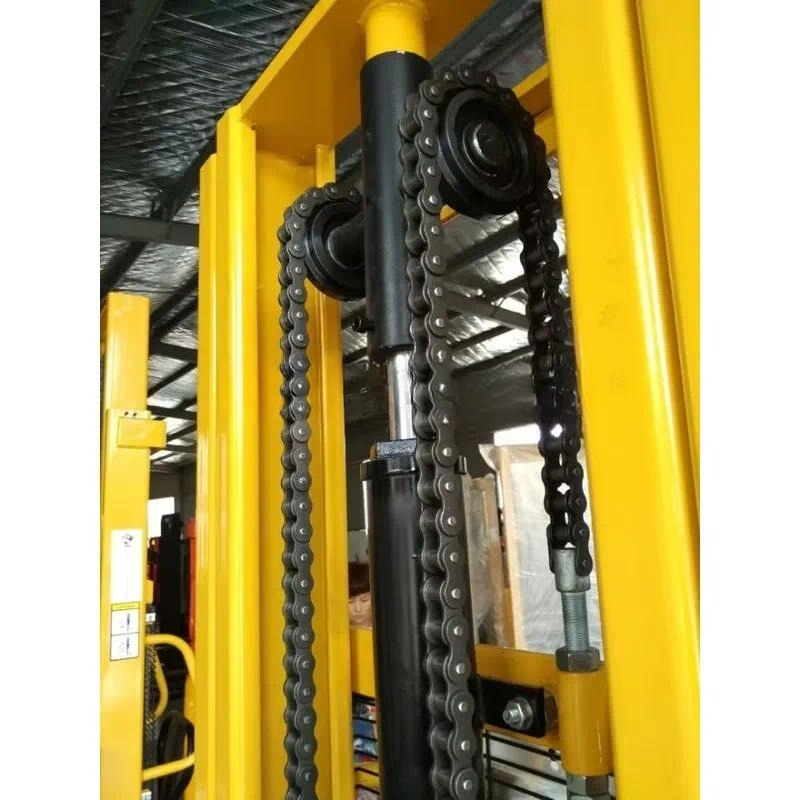 手動フォークリフトスタッカー 貨物運搬機器 ハンドパレットト - Heavy Equipment Logistics のレビューと価格